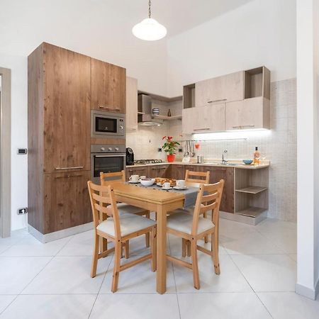 La Casa Di Gio - Stazione & Policlinico Apartment Bari Kültér fotó