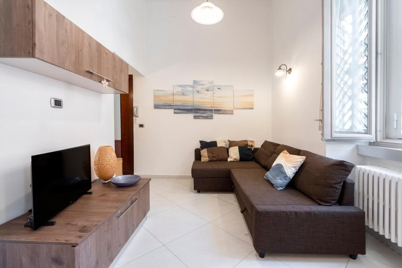 La Casa Di Gio - Stazione & Policlinico Apartment Bari Kültér fotó